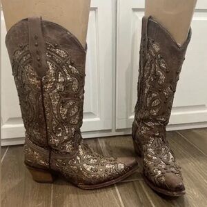 Corral snip toe gold sequence glitter western cowgirl boots